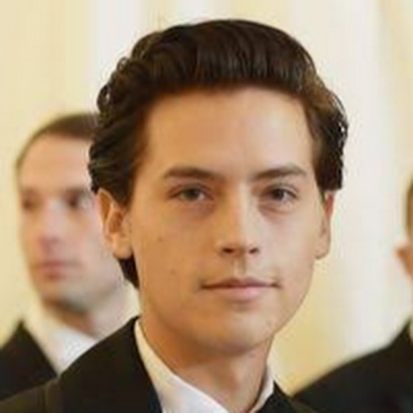 Meet your Posher, Anabella - Picture 1 of 1